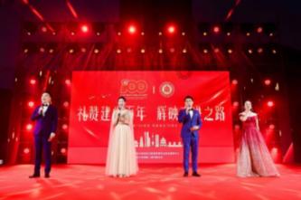 加快推进5个示范乡镇50个示范村10条示范带建设